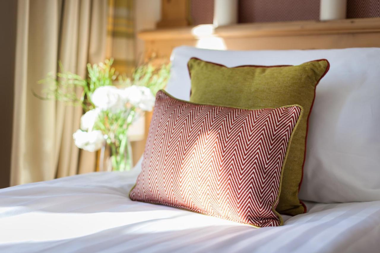 Schloss Hotel & Spa Понтрезина Экстерьер фото
