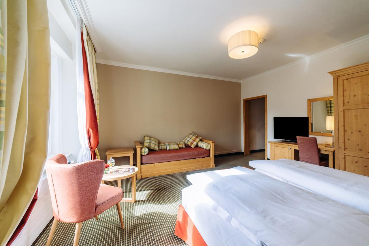 Schloss Hotel & Spa Понтрезина Экстерьер фото